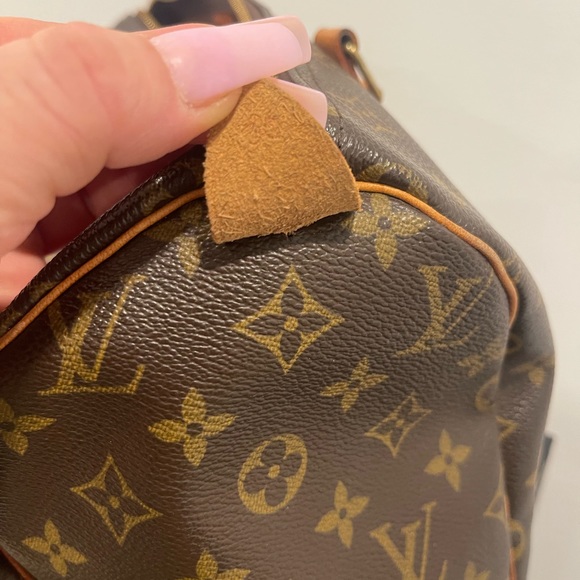 Louis Vuitton Monogram Speedy 30 - Pre-Loved - Original Owner - Picture 8 of 9